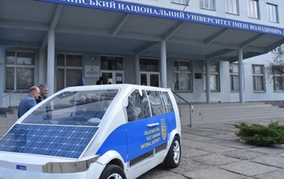 Українські вчені створили електромобіль
